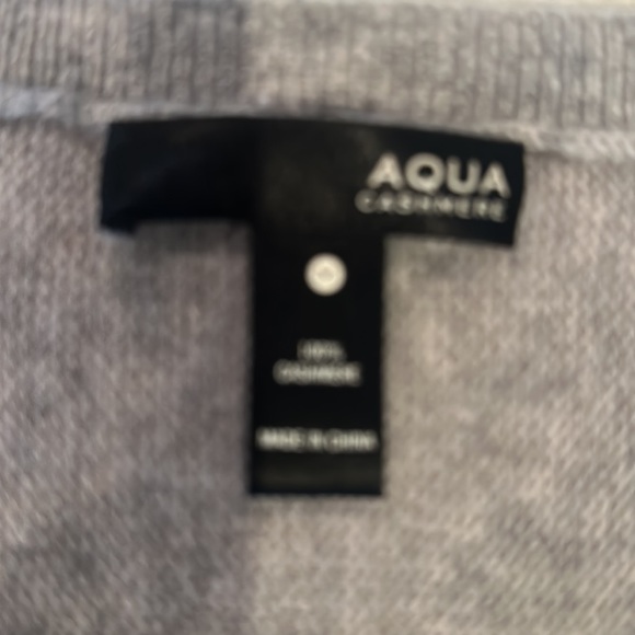 Aqua 100% cashmere, gray, long sleeve, fringe sweater, size medium. - Picture 4 of 5